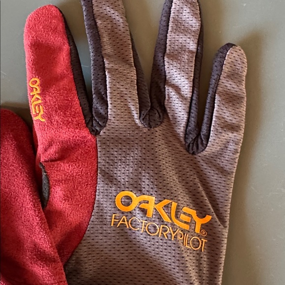 Oakley Factory Pilot All Mountain MTB Glove - Picture 4 of 9